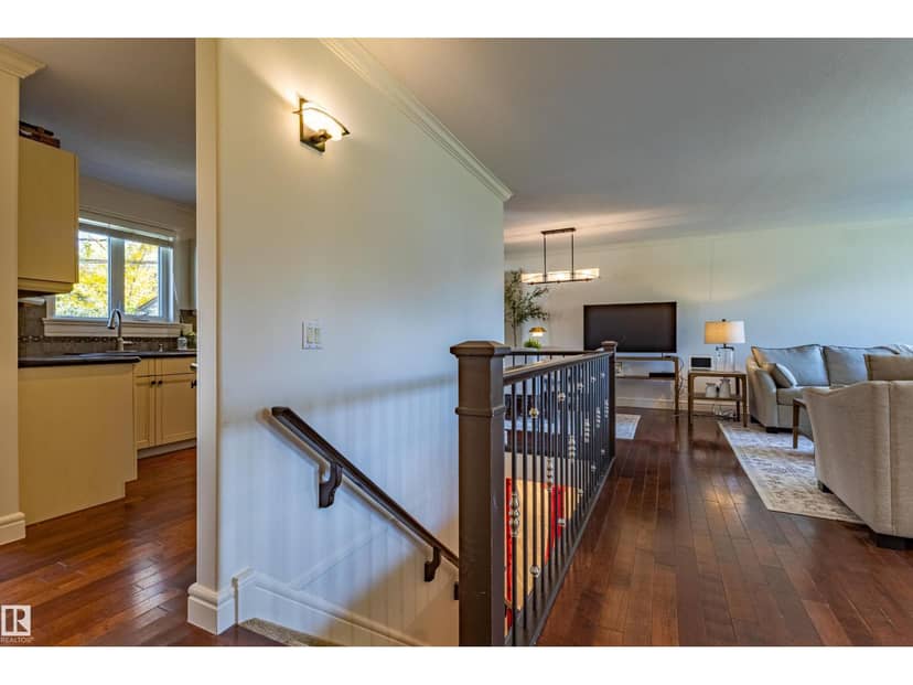 4107 122 ST NW — photo 16 of 40