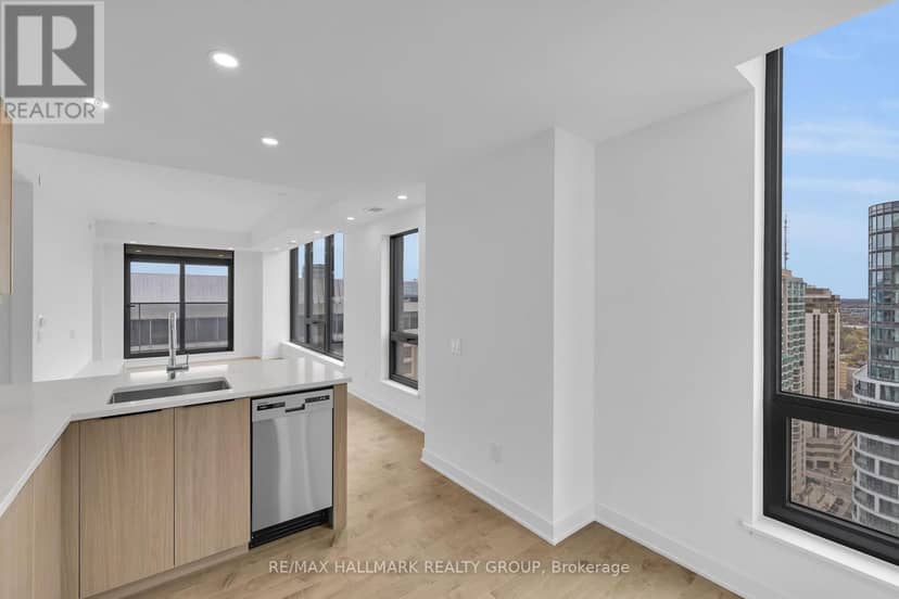 2604 - 340 Queen Street — photo 15 of 40