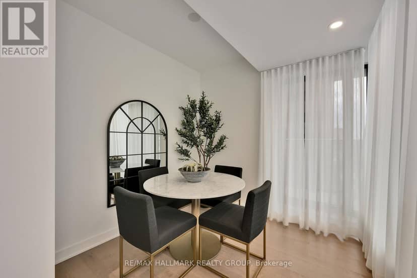 306 - 340 Queen Street — photo 17 of 40