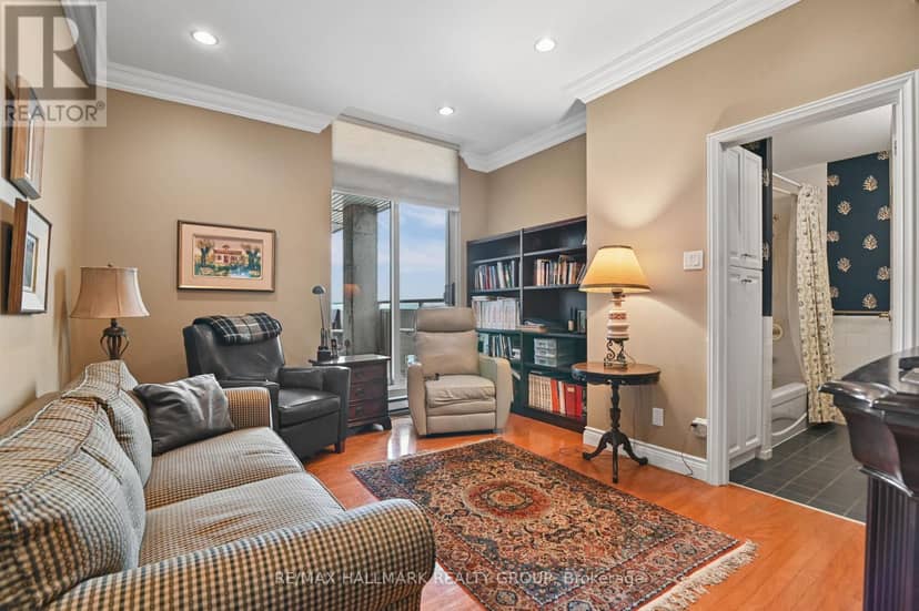 2503 - 160 George Street — photo 26 of 40