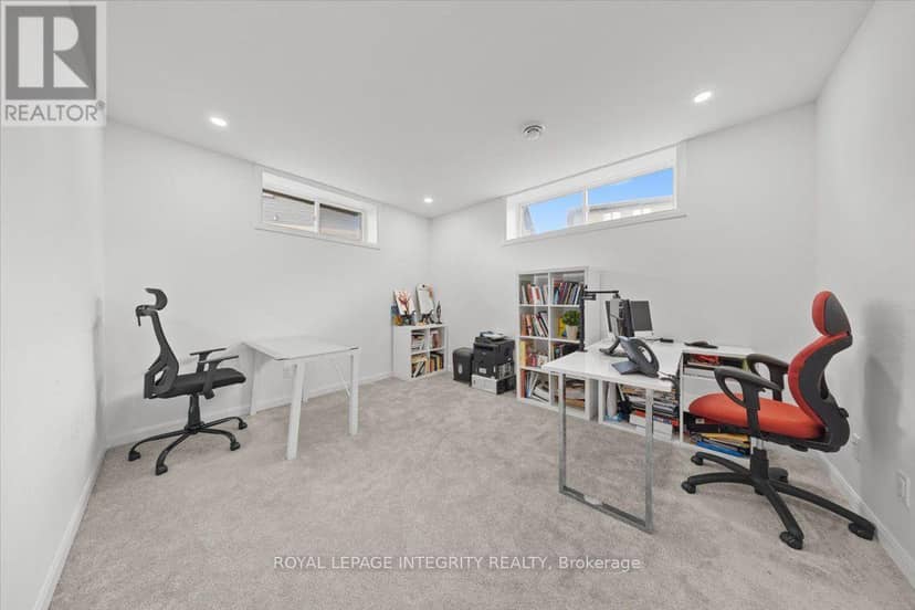 6 Rutile Street — photo 37 of 40
