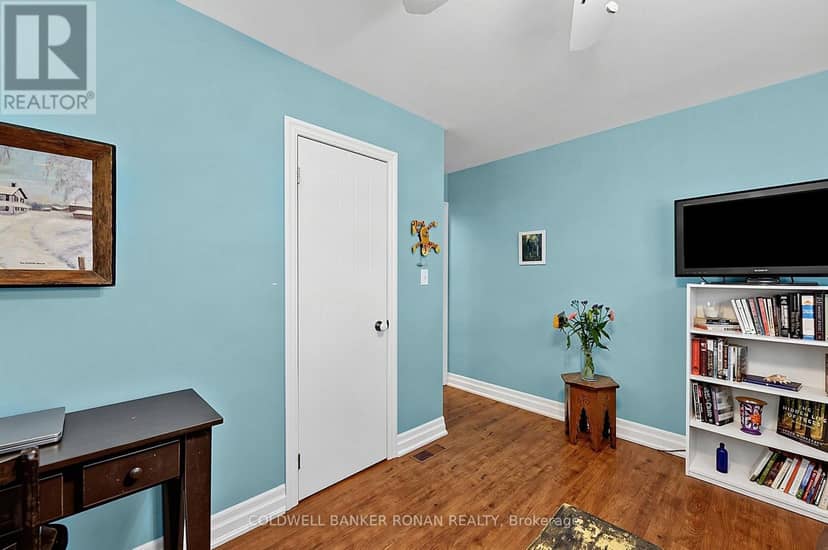 72 Queen Street — photo 14 of 36