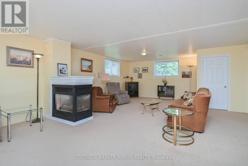 28 Fisher Drive — photo 25 of 39