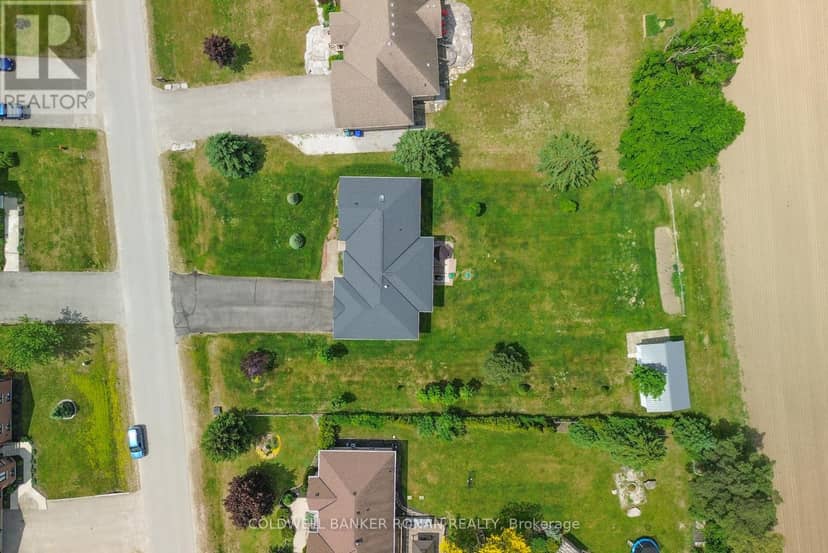 28 Fisher Drive — photo 34 of 39