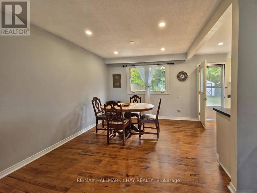 185 Ardagh Road — photo 11 of 40
