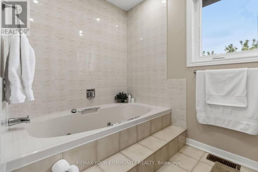 1380 Bishopstoke Way — photo 24 of 40