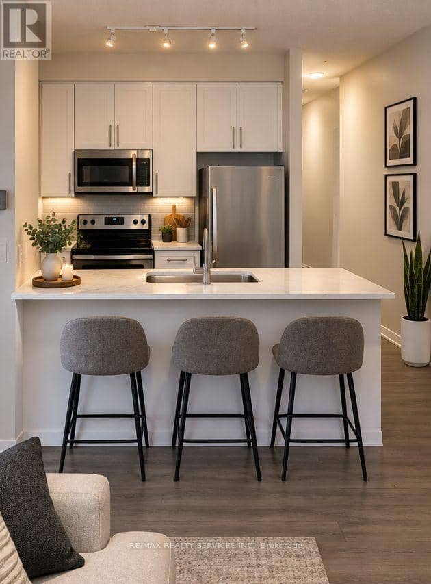 1806 - 4099 Brickstone Mews — photo 5 of 17