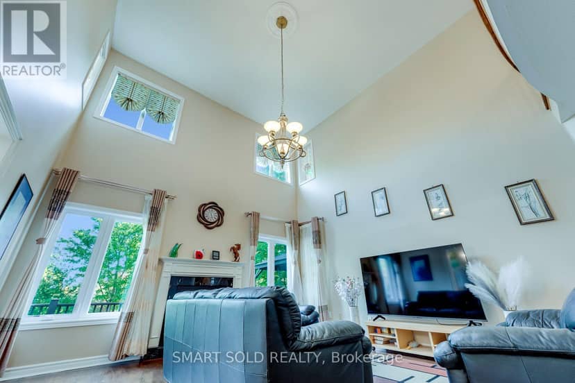5291 Forest Hill Drive — photo 10 of 40