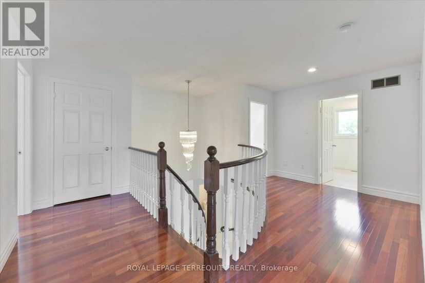2216 Dunvegan Avenue — photo 19 of 40
