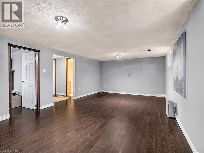 16 JUNIPER Drive — photo 26 of 40