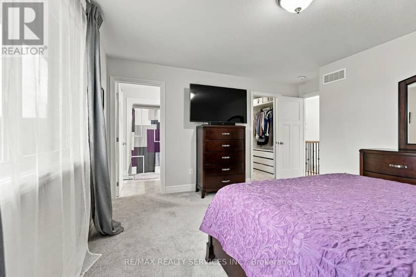 50 Mercedes Drive — photo 26 of 40