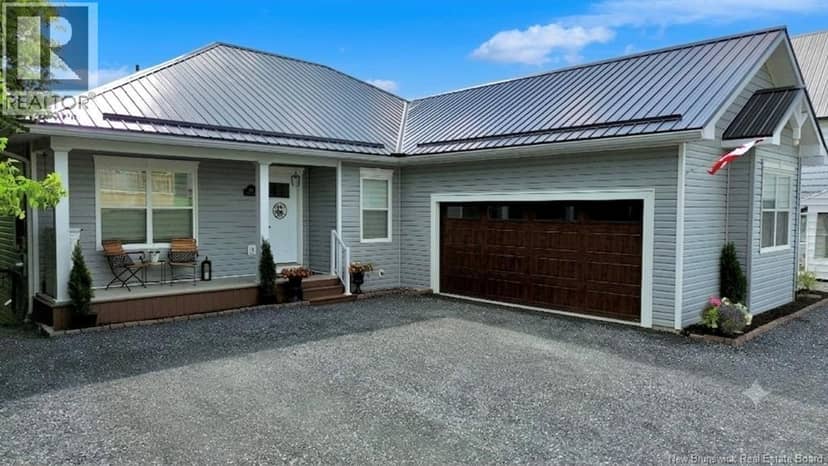 136 Richmond Street — photo 3 of 40