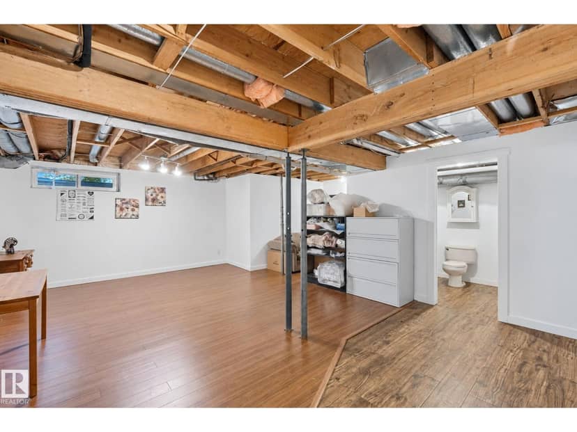 14812 43 AV NW — photo 31 of 40