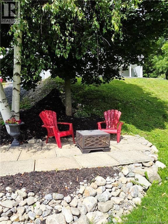 136 Richmond Street — photo 11 of 40
