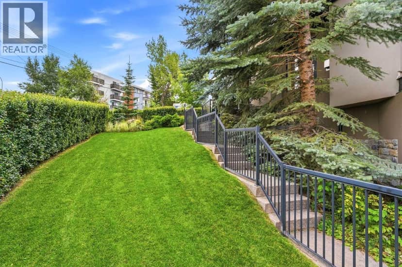 1619 24 Avenue SW — photo 32 of 38