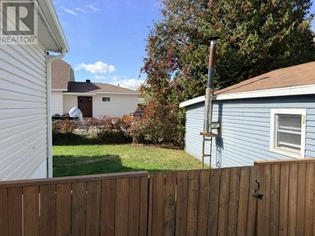 26 Togo ST — photo 35 of 40