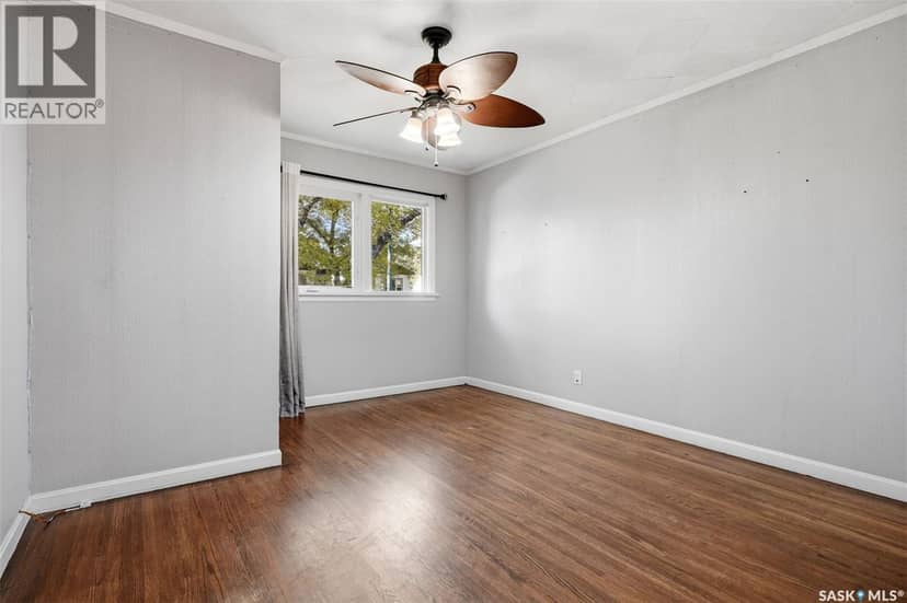 2751 MacKay STREET — photo 12 of 40