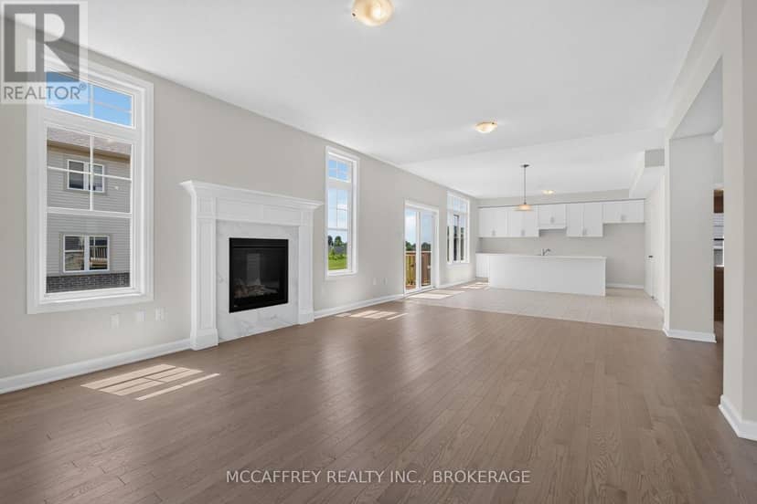 103 Gildersleeve Boulevard — photo 10 of 40