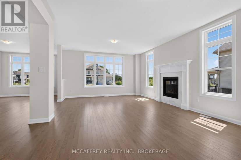 103 Gildersleeve Boulevard, Loyalist, photo 7
