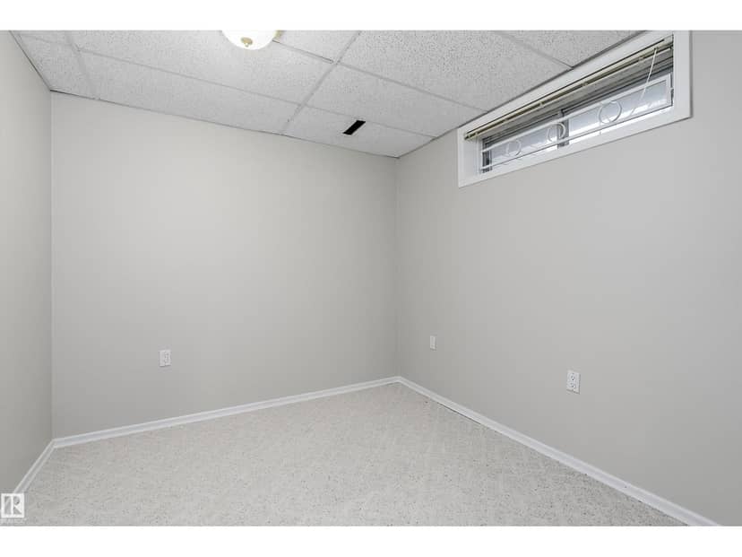 933 Youville Dr W NW — photo 39 of 40