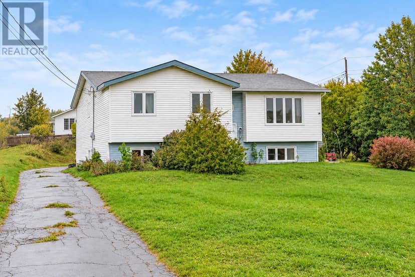 11 North Side Road, Bay Roberts