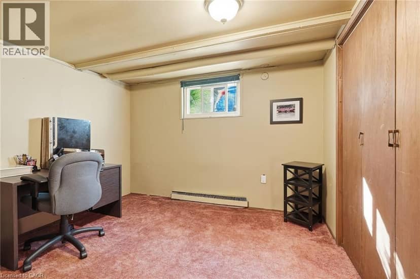 31 SHAKESPEARE Avenue — photo 23 of 28