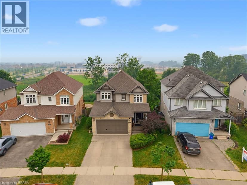 196 MCGUINESS Drive, Brantford, photo 2