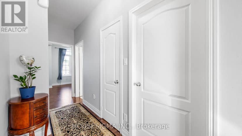 18 Lovegrove Lane — photo 15 of 33