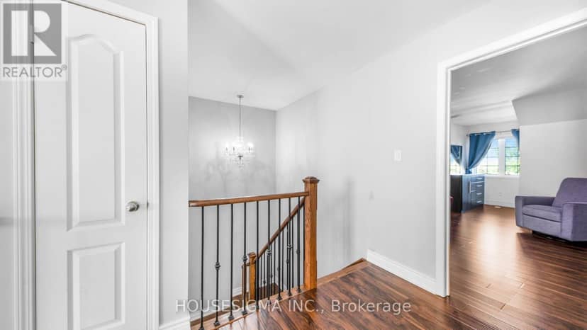 18 Lovegrove Lane — photo 21 of 33
