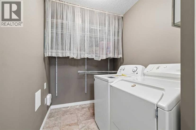 307, 290 Shawville Way SE — photo 28 of 34