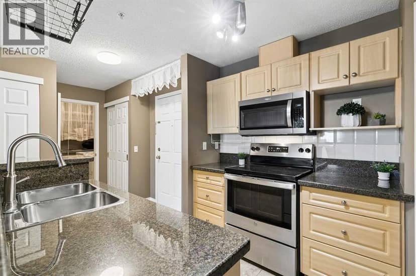 307, 290 Shawville Way SE, Calgary, photo 3