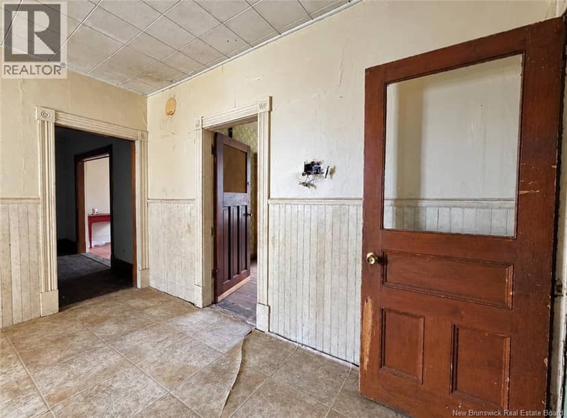 47 Highland Avenue — photo 16 of 26