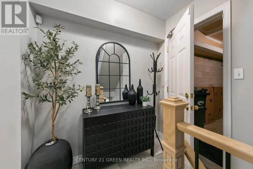 2024 Grovetree Lane — photo 29 of 40