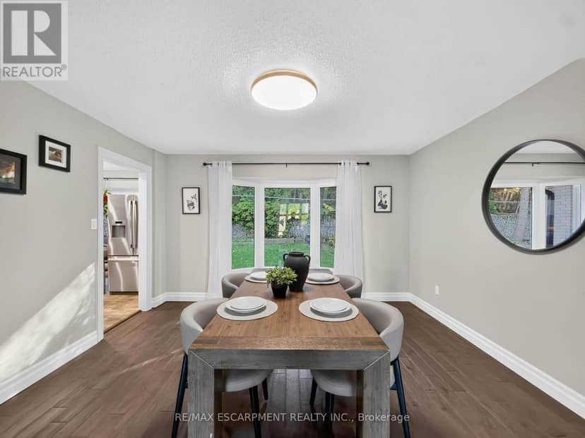 12 Sundrop Court — photo 9 of 40