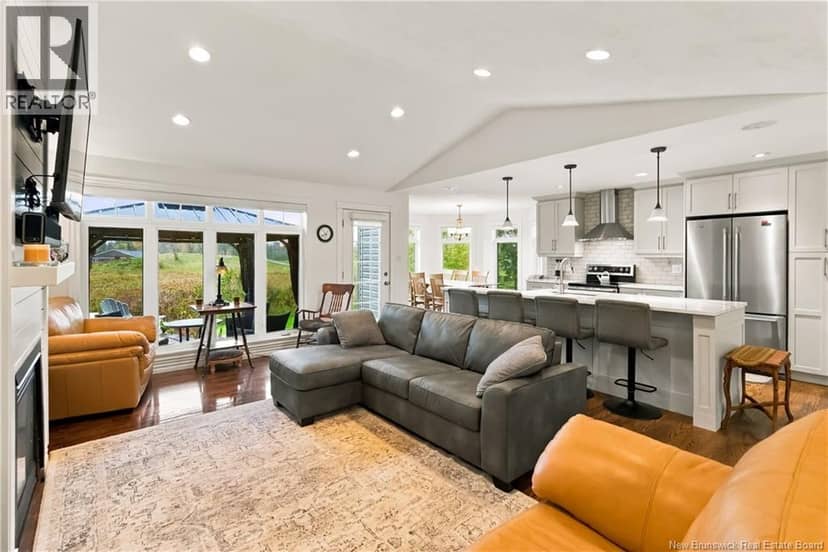 48 Congressional Crescent — photo 14 of 40