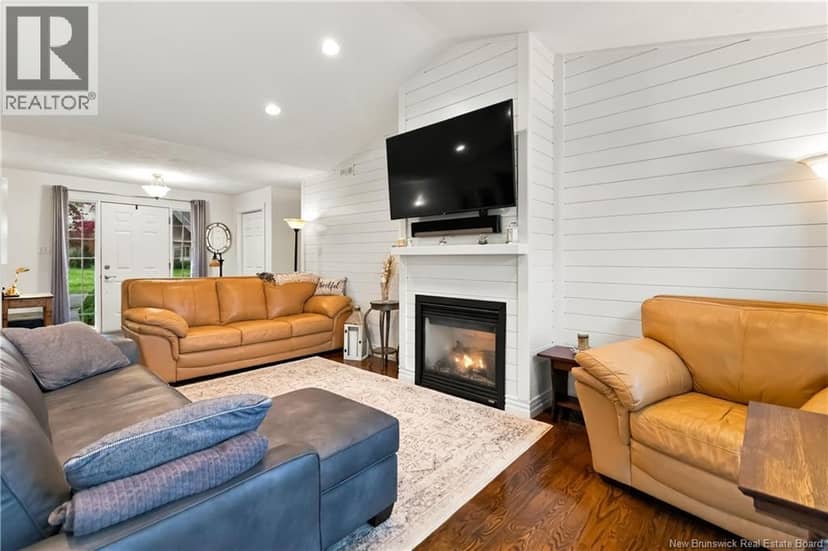 48 Congressional Crescent — photo 12 of 40
