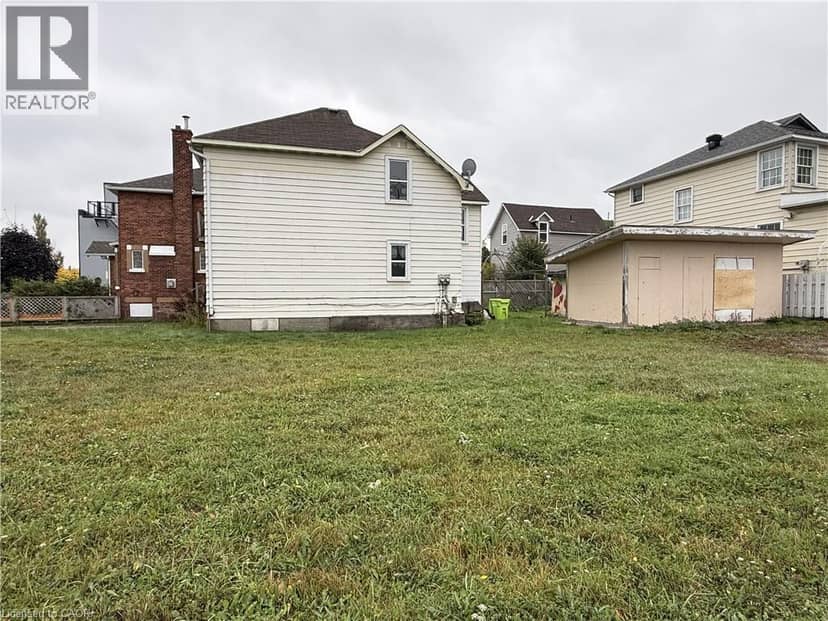 169 HURON Street — photo 4 of 18