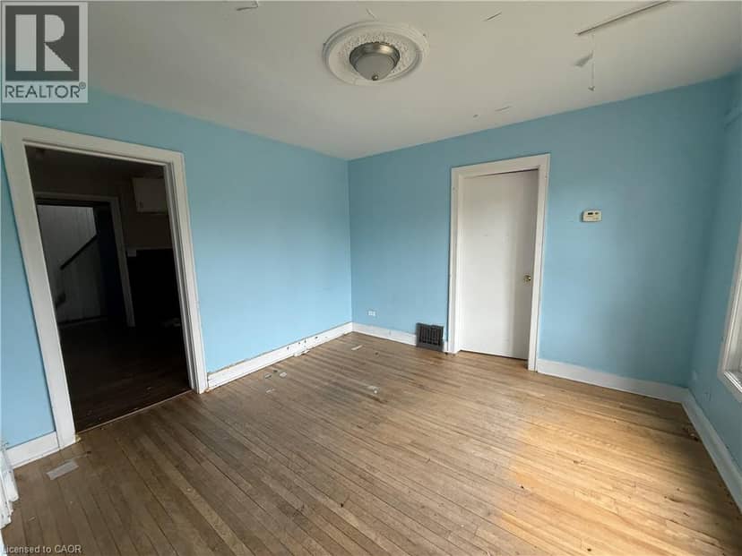 169 HURON Street — photo 8 of 18
