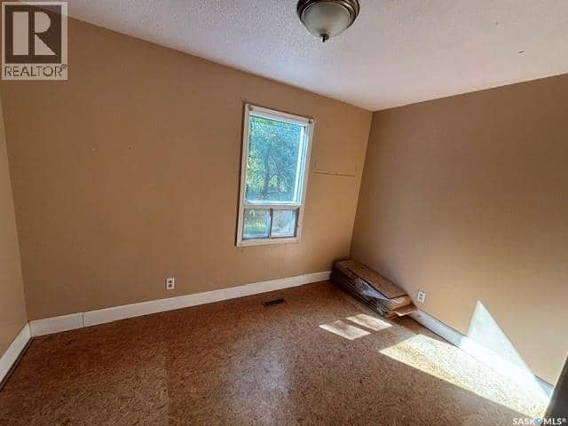 9 Tenant STREET — photo 9 of 19