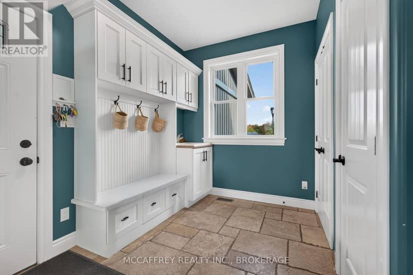 4012 Sydenham Road — photo 19 of 40