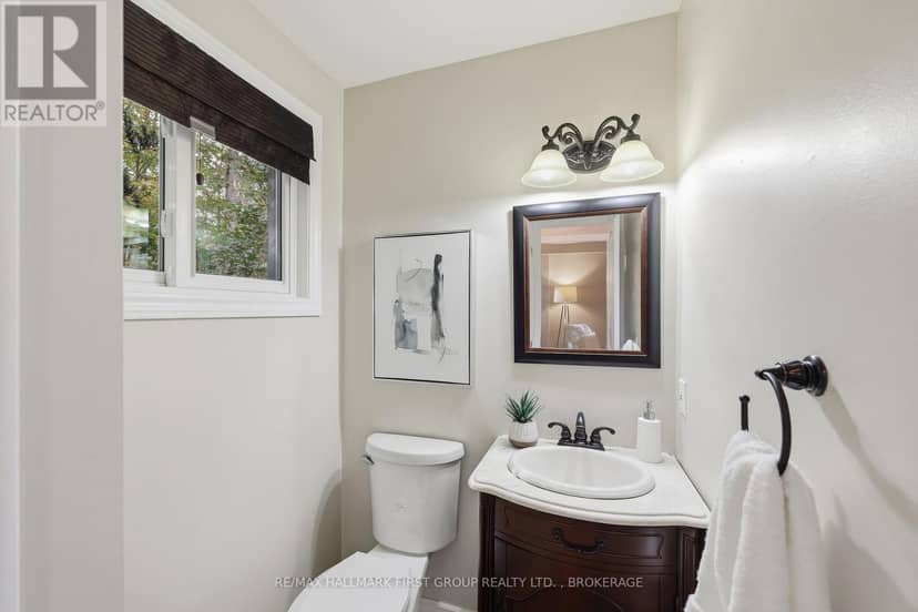 884 Safari Drive — photo 20 of 40