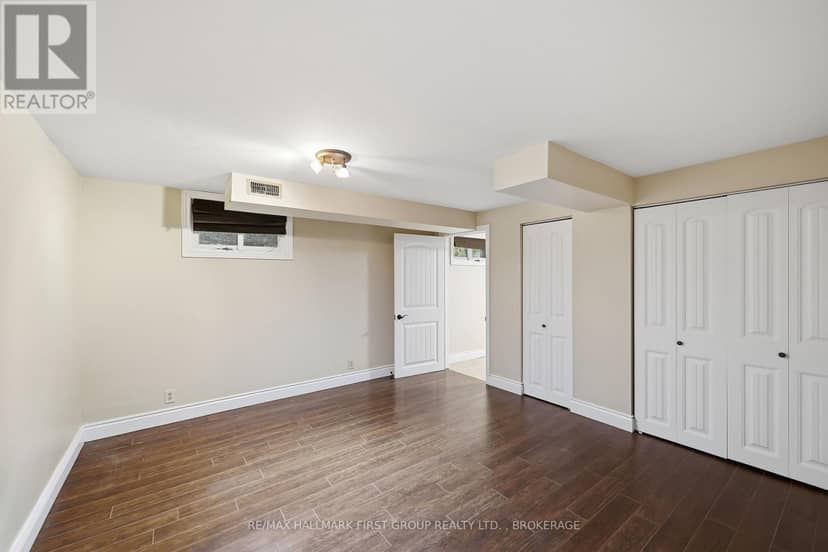884 Safari Drive — photo 31 of 40