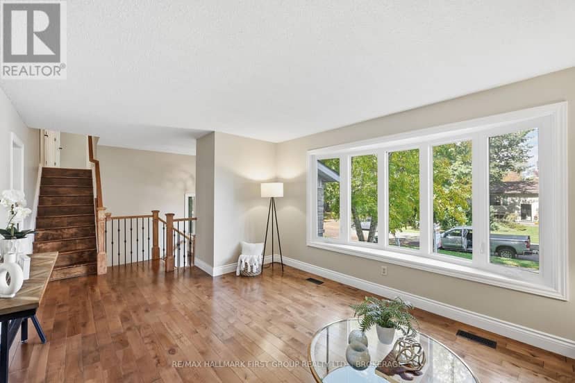 884 Safari Drive, Kingston, photo 7