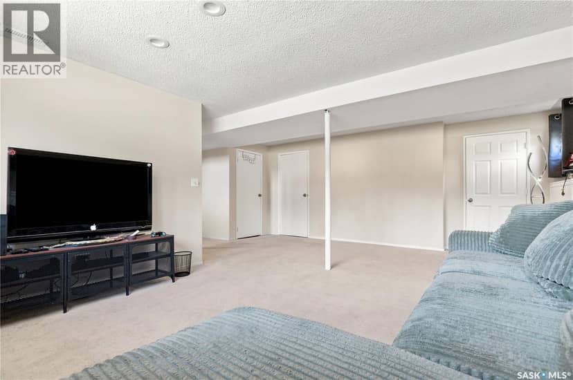 154 Delayen CRESCENT — photo 34 of 40