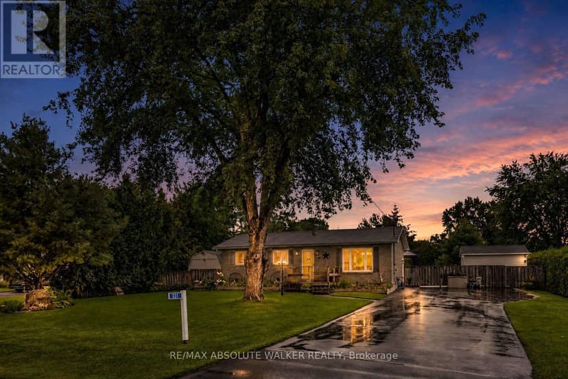 331 Wolfe Crescent — photo 1 of 31