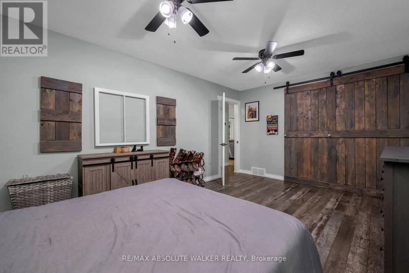 331 Wolfe Crescent — photo 12 of 31