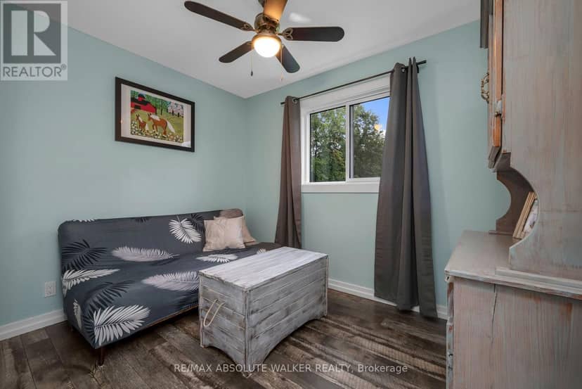 331 Wolfe Crescent — photo 13 of 31