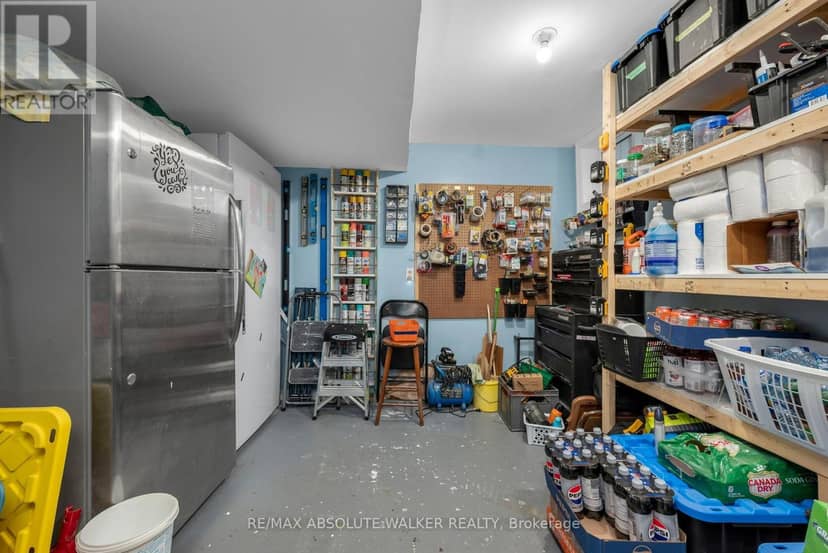 331 Wolfe Crescent — photo 24 of 31