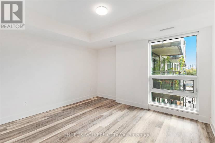 516 - 411 Mackay Street — photo 16 of 39