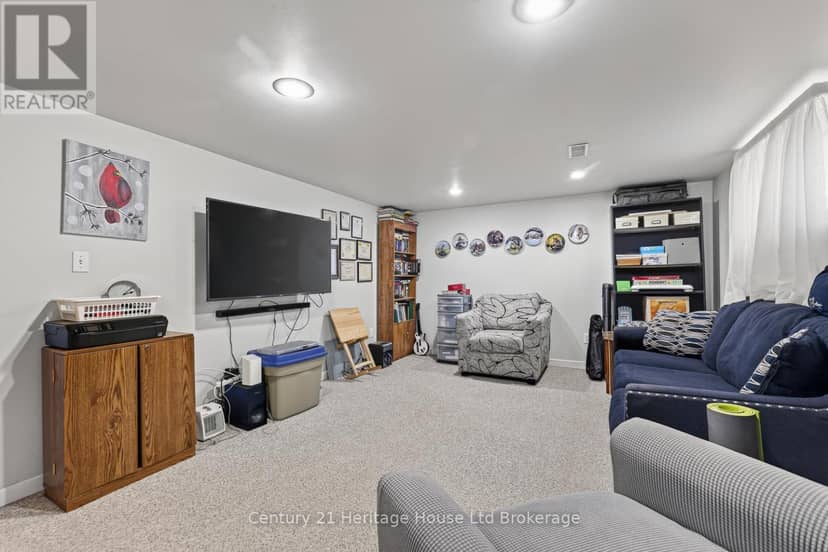 209 Butler Street — photo 20 of 31